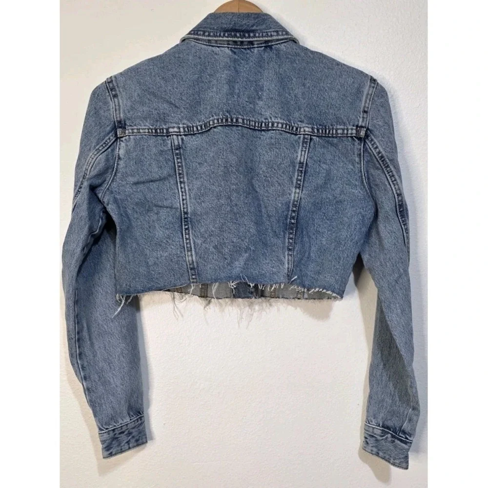 ZARA Cropped Denim Jacket XS Blue Distressed Raw Hem Button Front Moto Grunge - Picture 3 of 6
